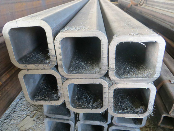 洛隆20#方矩钢管